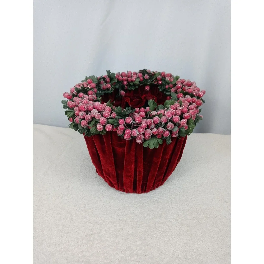 Vintage‎ Bath & Body Works Wicker Christmas Basket Red Berry Poinsettia Liner